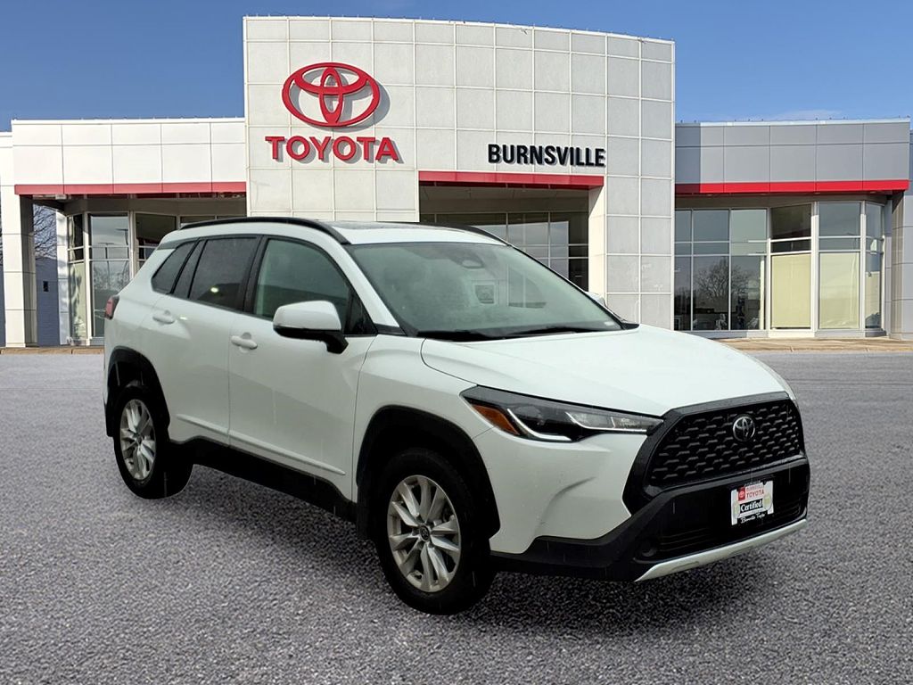 2023 Toyota Corolla Cross LE