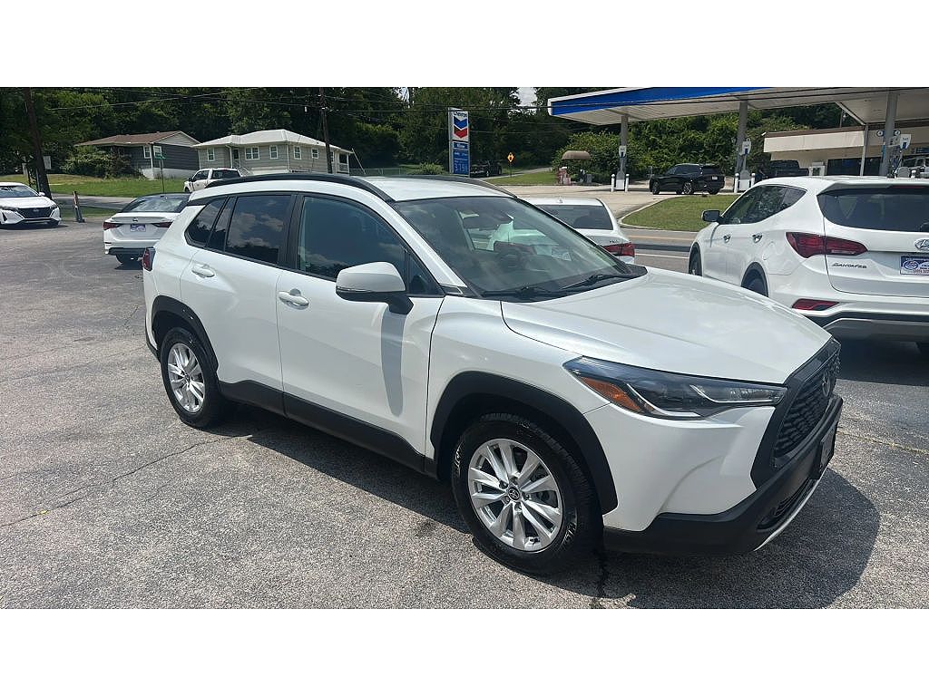 2022 Toyota Corolla Cross LE