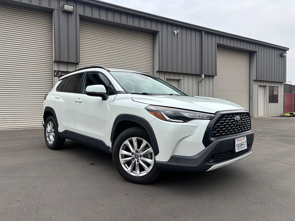 2022 Toyota Corolla Cross LE