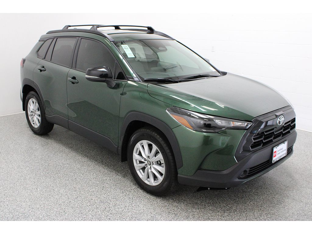 2026 Toyota Corolla Cross LE