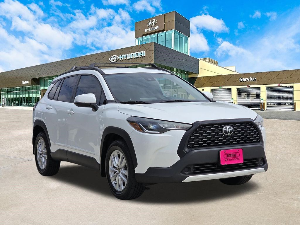 2022 Toyota Corolla Cross LE