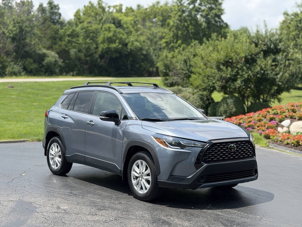 2025 Toyota Corolla Cross LE
