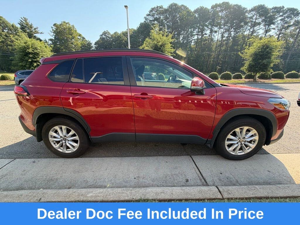 2024 Toyota Corolla Cross LE