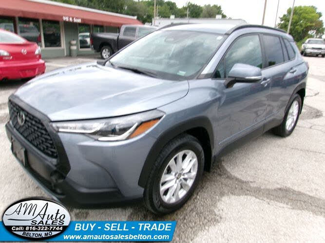 2024 Toyota Corolla Cross LE