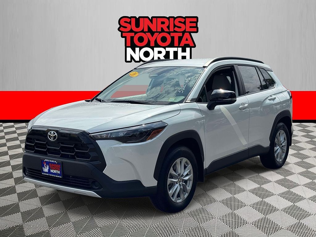 2026 Toyota Corolla Cross LE