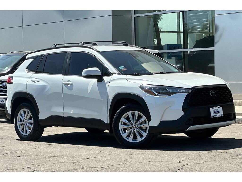 2022 Toyota Corolla Cross LE