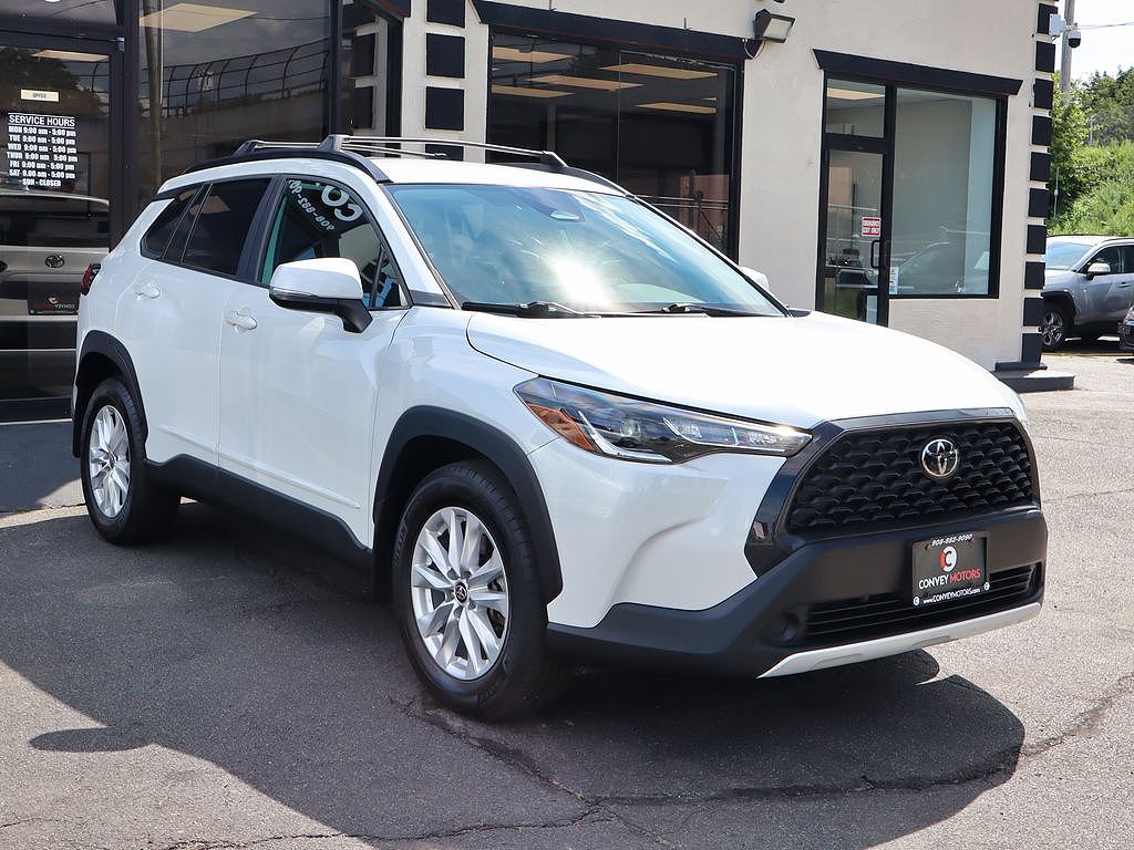 2023 Toyota Corolla Cross LE