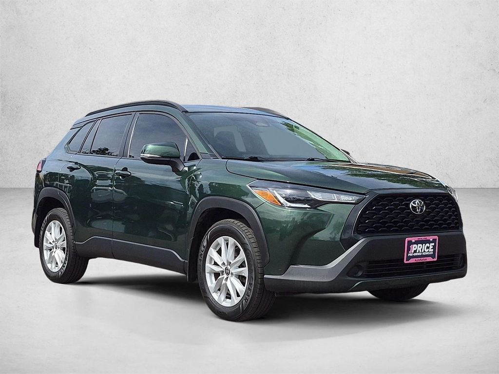 2023 Toyota Corolla Cross LE