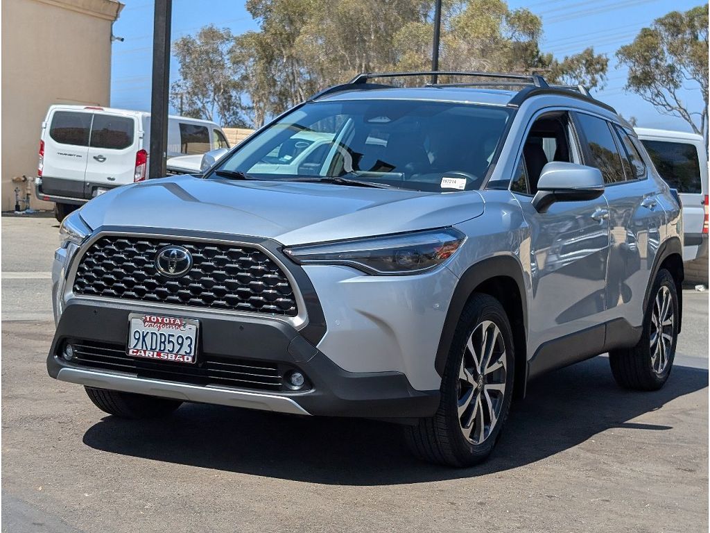 2023 Toyota Corolla Cross XLE