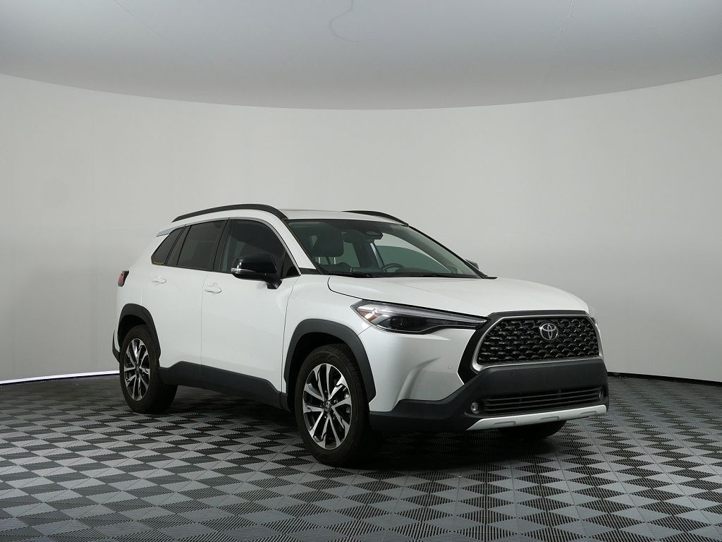 2025 Toyota Corolla Cross XLE *1-OWNER*