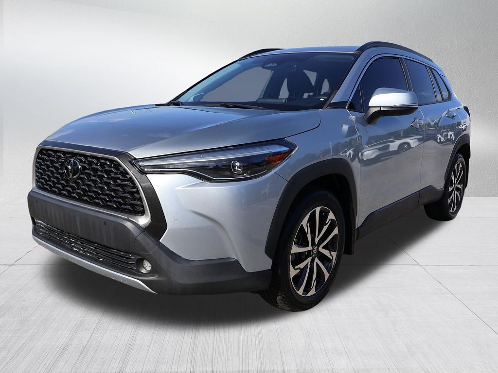 2023 Toyota Corolla Cross XLE