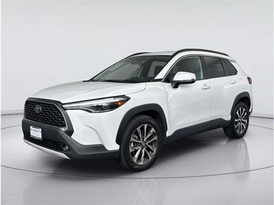 2023 Toyota Corolla Cross XLE