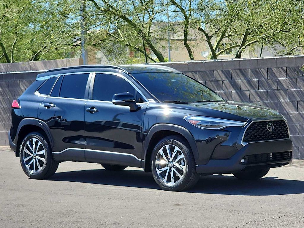 2024 Toyota Corolla Cross XLE