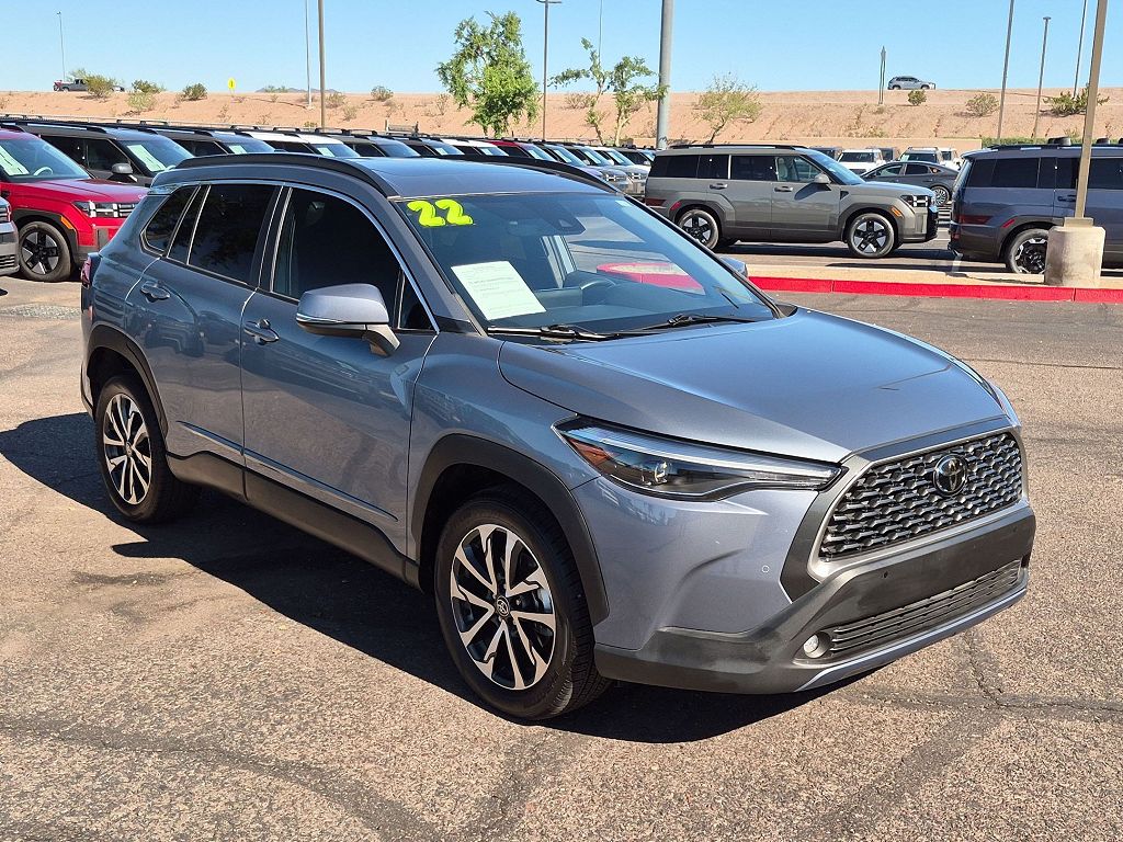 2022 Toyota Corolla Cross XLE