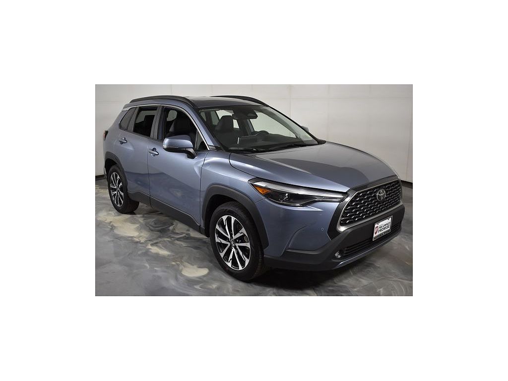 2024 Toyota Corolla Cross XLE