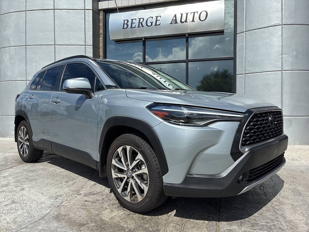 2022 Toyota Corolla Cross XLE