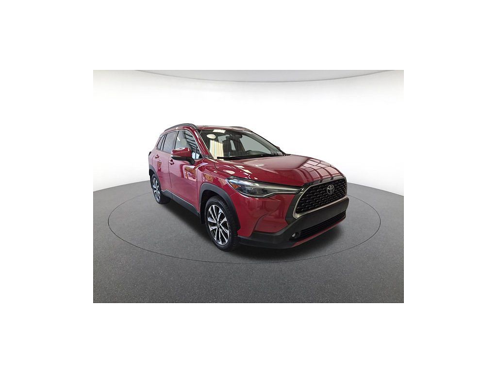 2023 Toyota Corolla Cross XLE