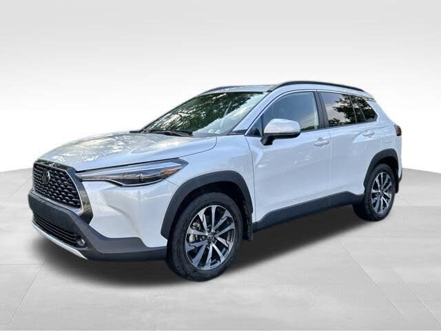 2024 Toyota Corolla Cross XLE