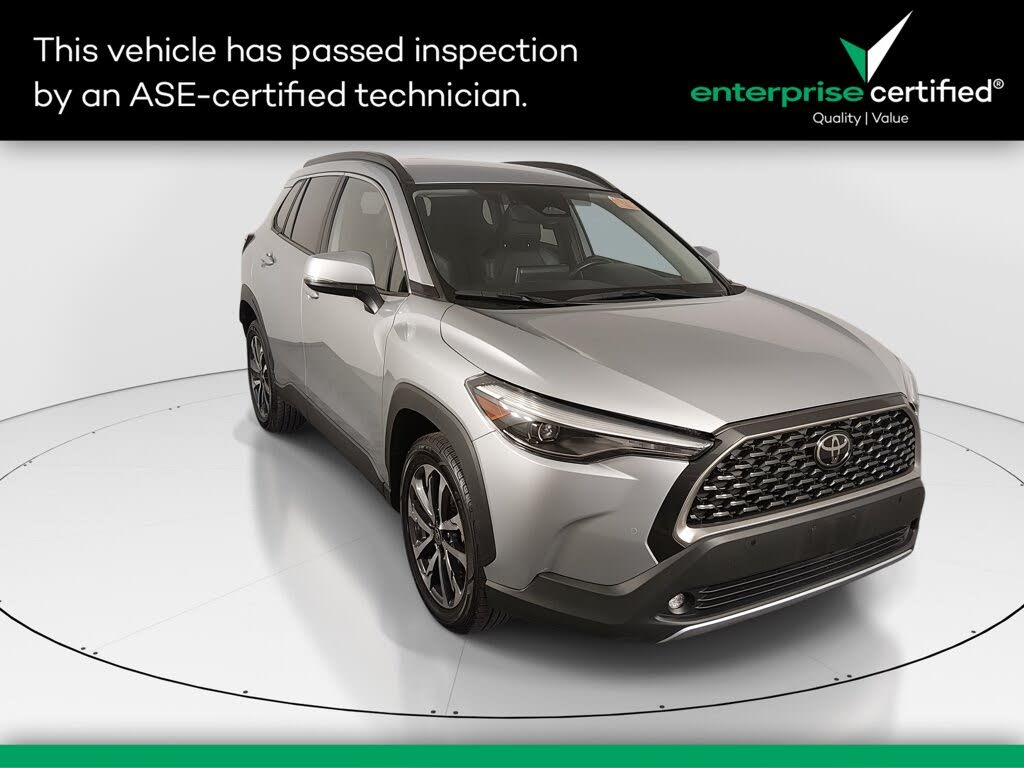 2024 Toyota Corolla Cross XLE