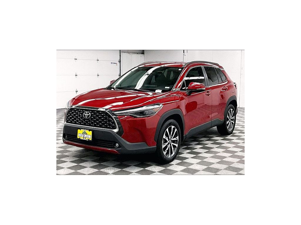 2023 Toyota Corolla Cross XLE