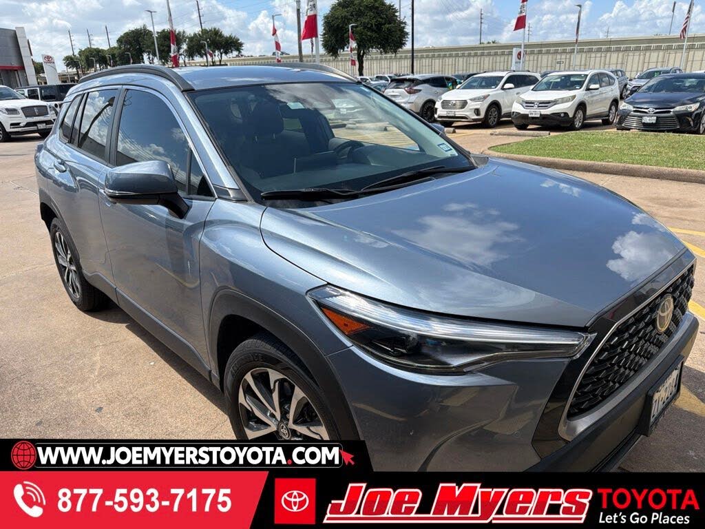 2024 Toyota Corolla Cross XLE
