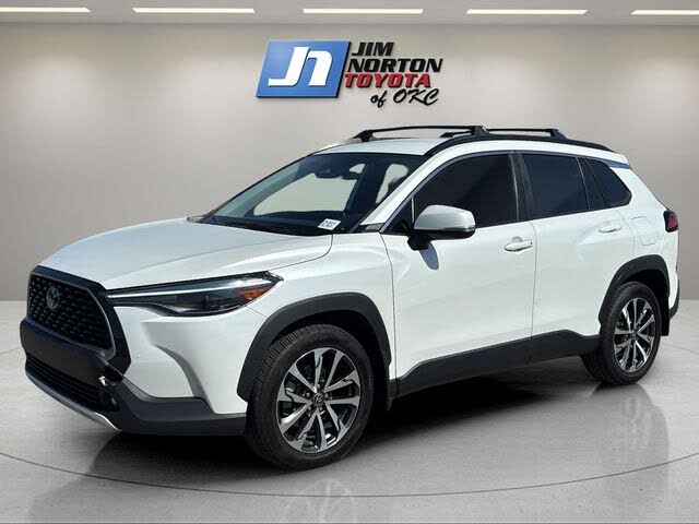 2023 Toyota Corolla Cross XLE