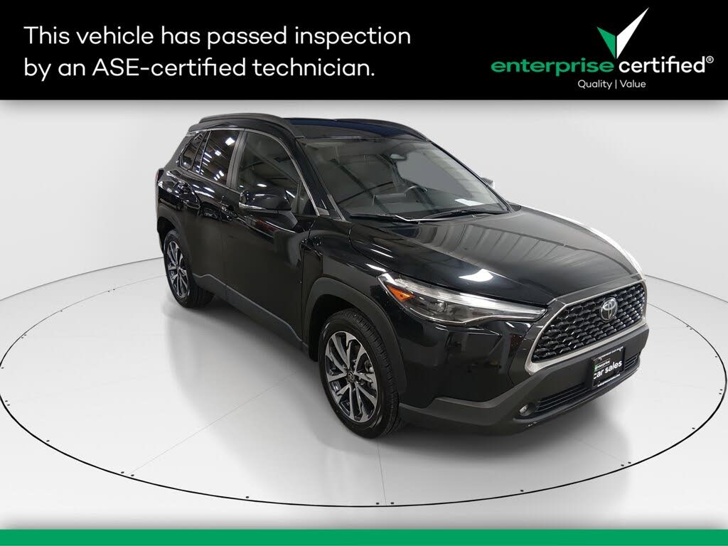 2025 Toyota Corolla Cross XLE