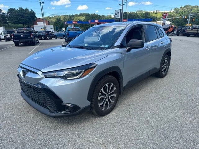 2025 Toyota Corolla Cross Hybrid SE