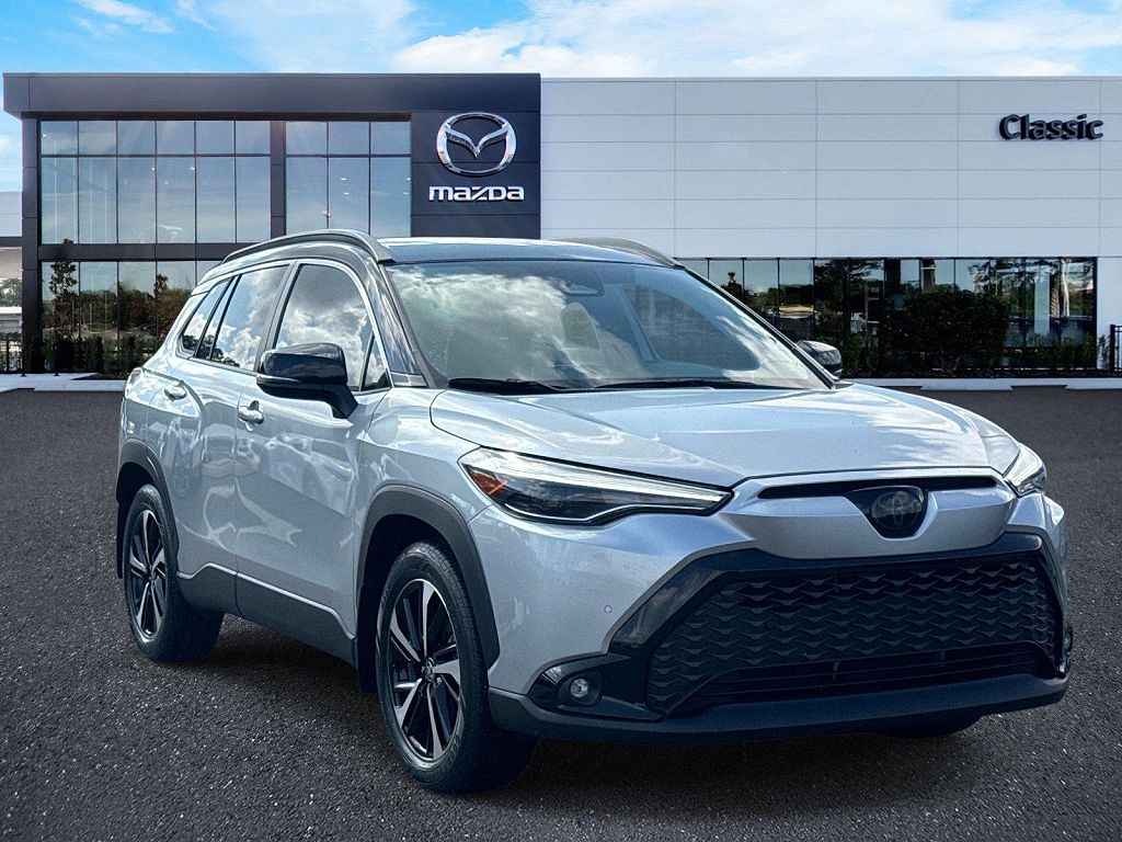 2023 Toyota Corolla Cross Hybrid XSE