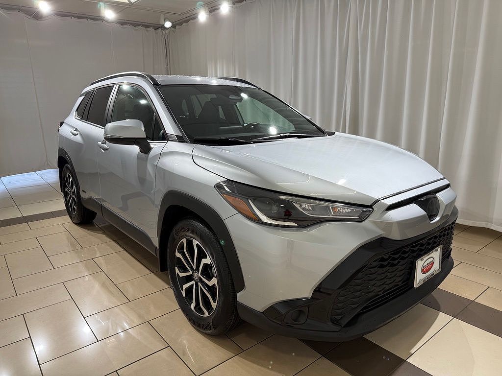 2024 Toyota Corolla Cross Hybrid SE