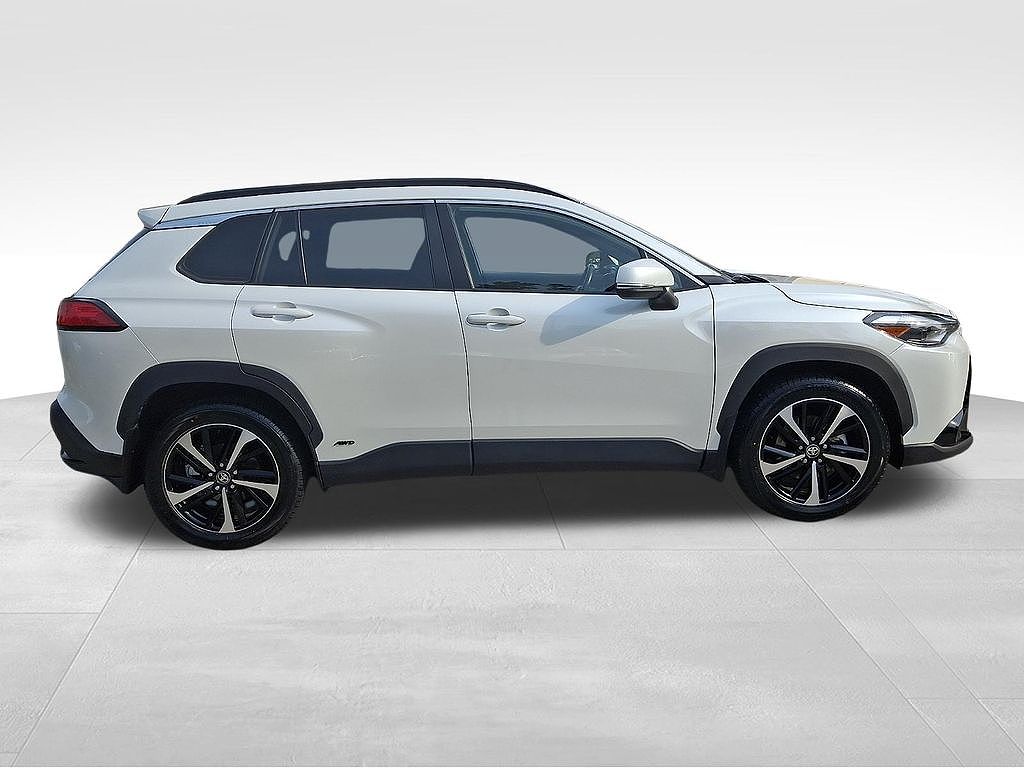 2023 Toyota Corolla Cross XSE