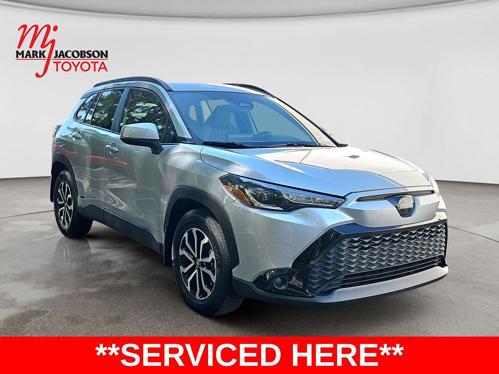 2024 Toyota Corolla Cross Hybrid SE
