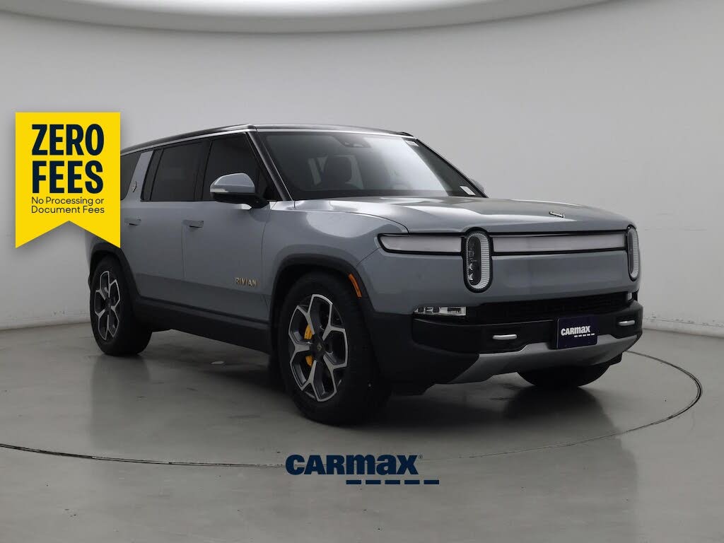 2023 Rivian R1S photo 1