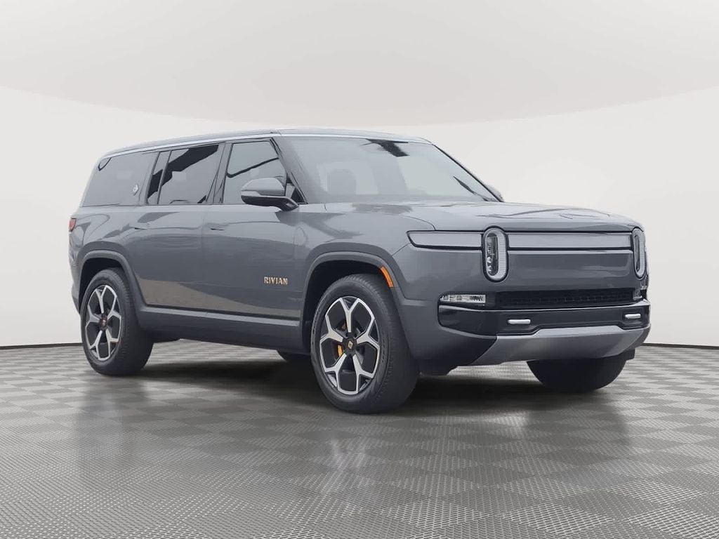 2023 Rivian R1S photo 1
