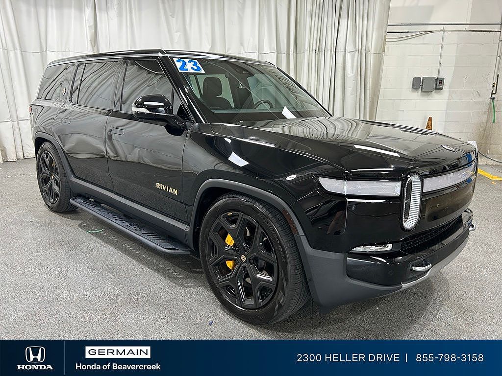 2023 Rivian R1S Adventure