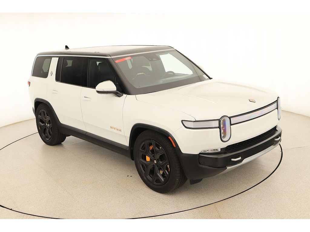 2024 Rivian R1S Adventure