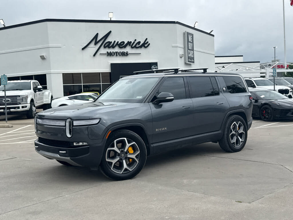 2023 Rivian R1S Adventure