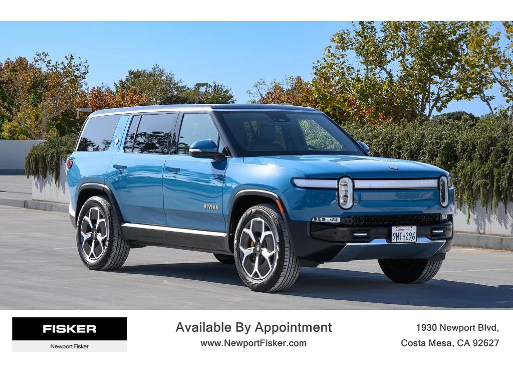 2023 Rivian R1S photo 1