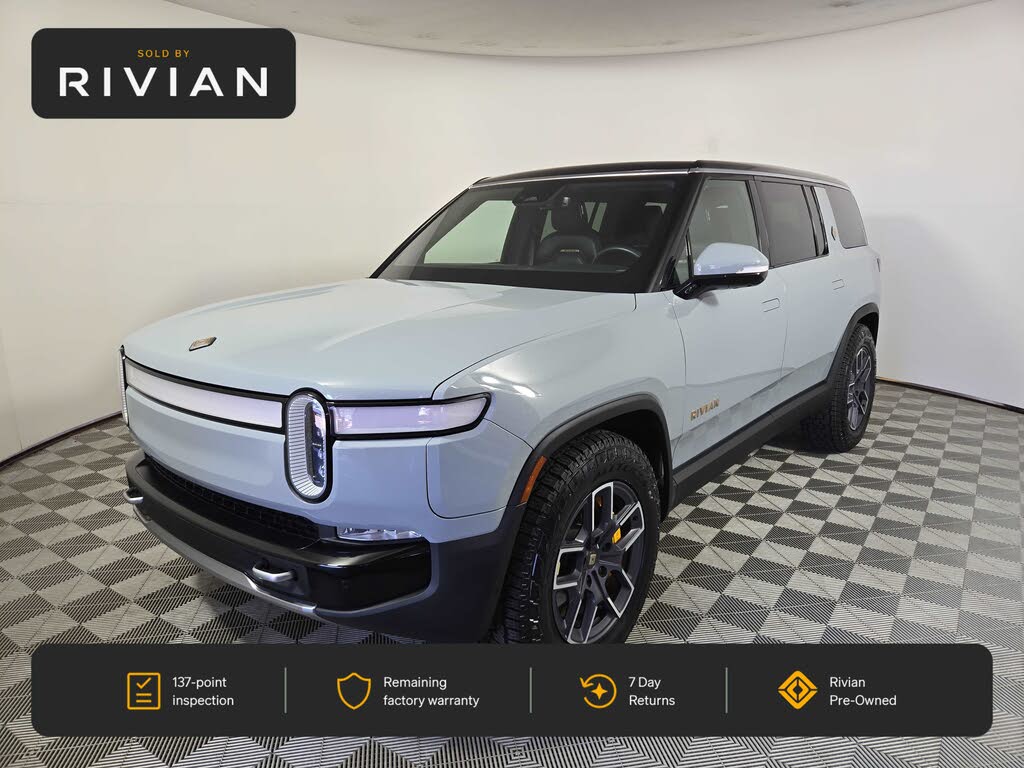2023 Rivian R1S photo 1