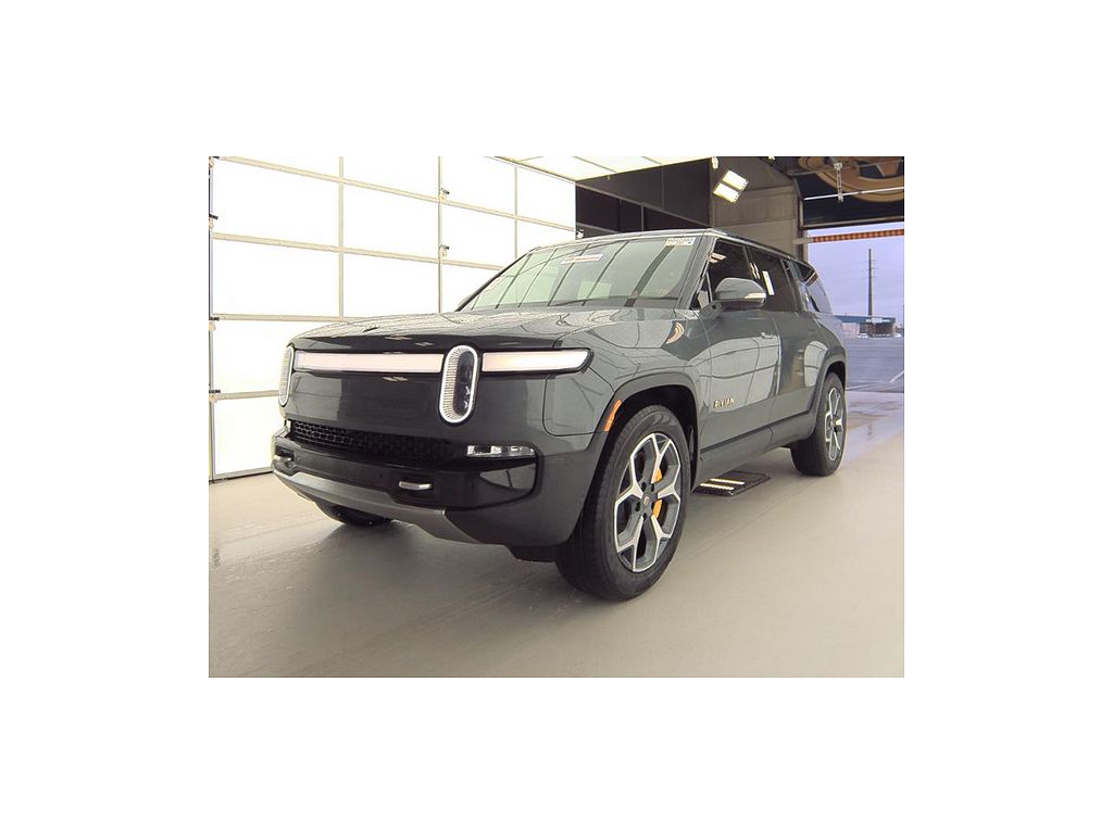 2023 Rivian R1S Adventure