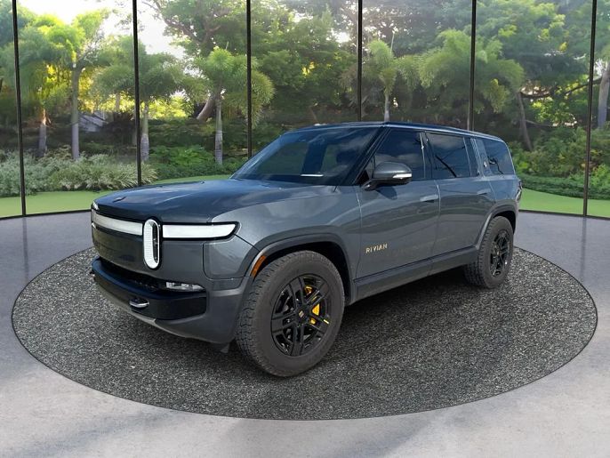 2023 Rivian R1S Adventure