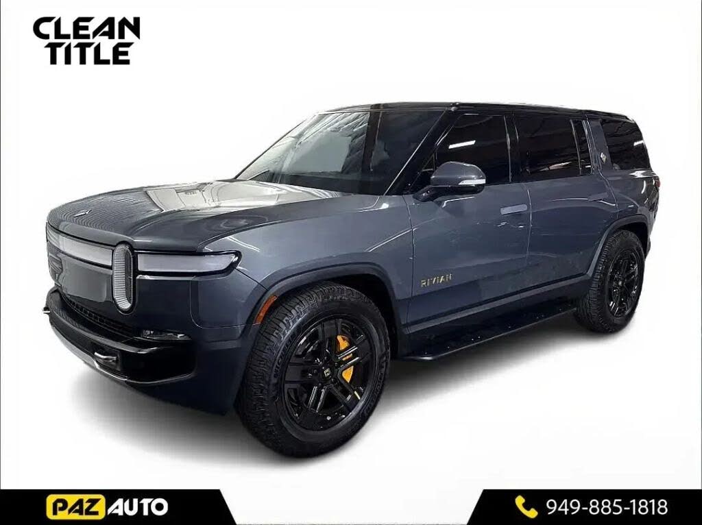 2023 Rivian R1S photo 1