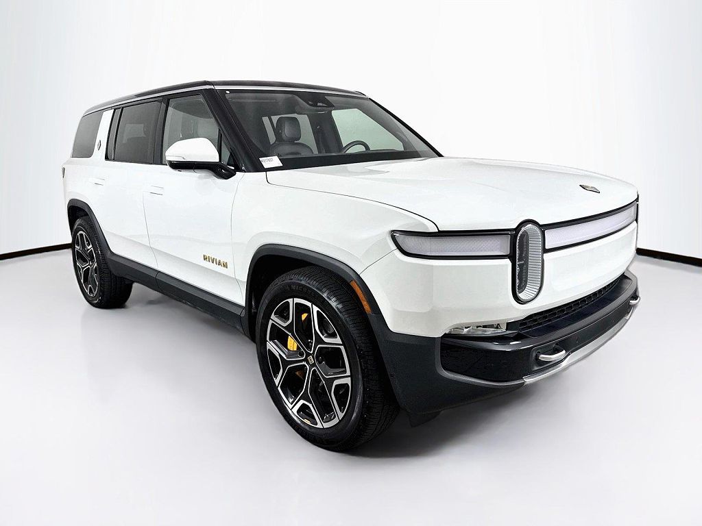 2023 Rivian R1S Adventure