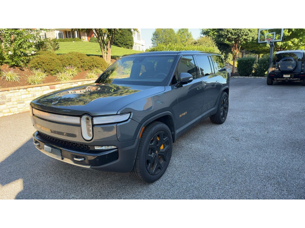 2022 Rivian R1S Launch Edition