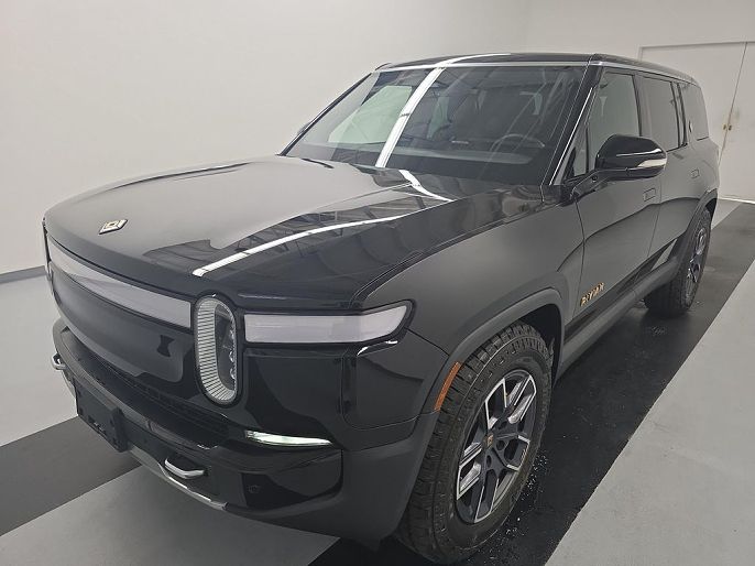 2023 Rivian R1S Launch Edition
