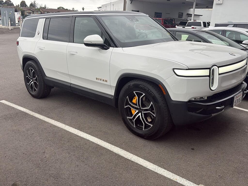 2022 Rivian R1S Launch Edition