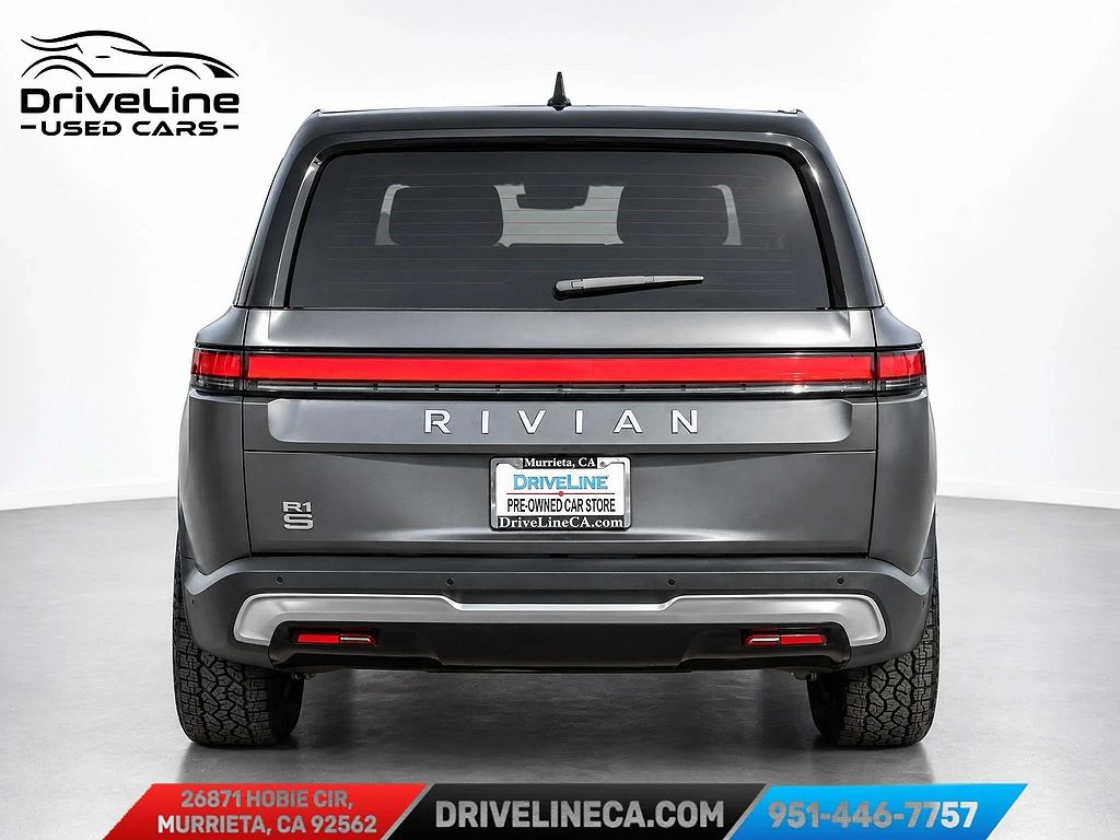 2025 Rivian R1S photo 1