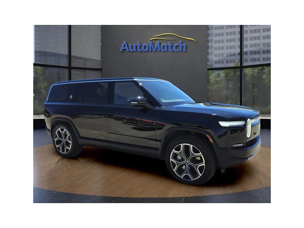 2025 Rivian R1S Adventure