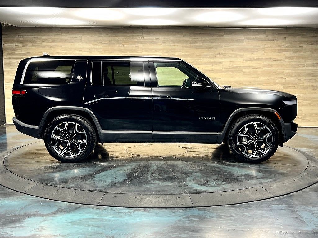 2024 Rivian R1S Adventure Dual Motor Perf Large Pack