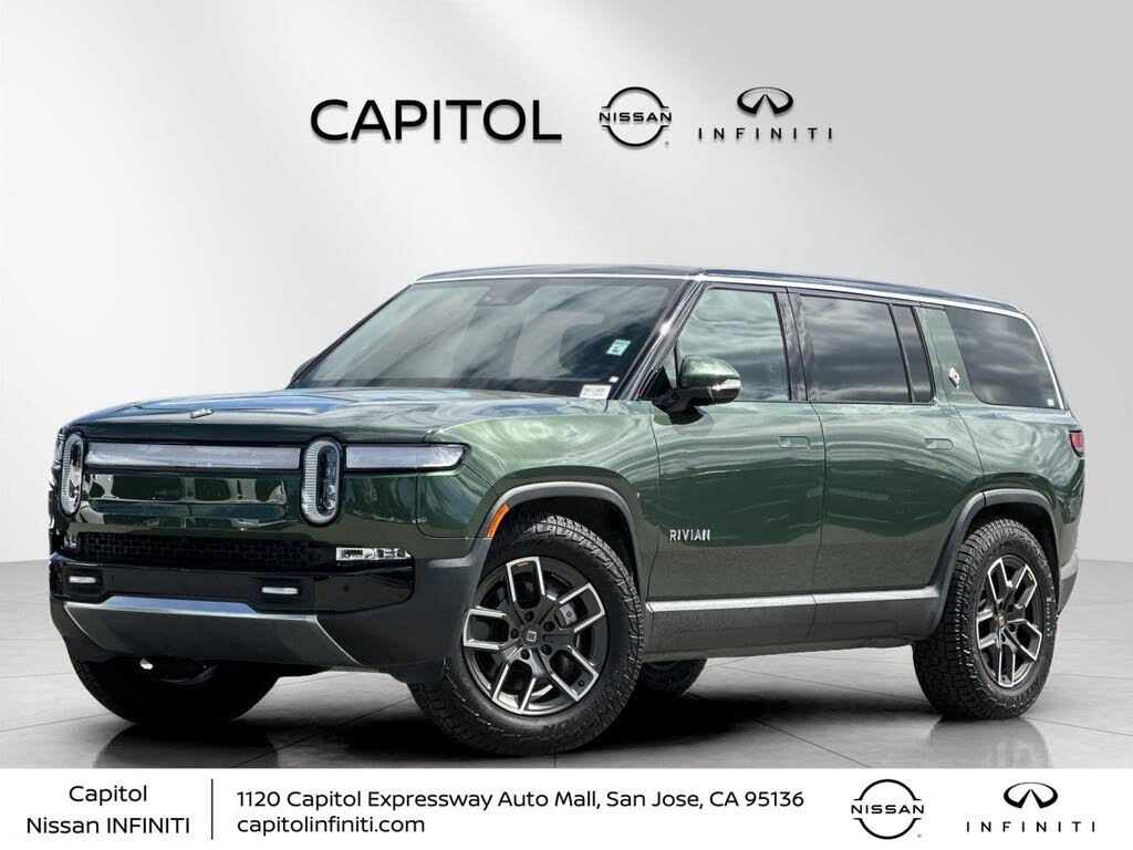 2024 Rivian R1S Adventure